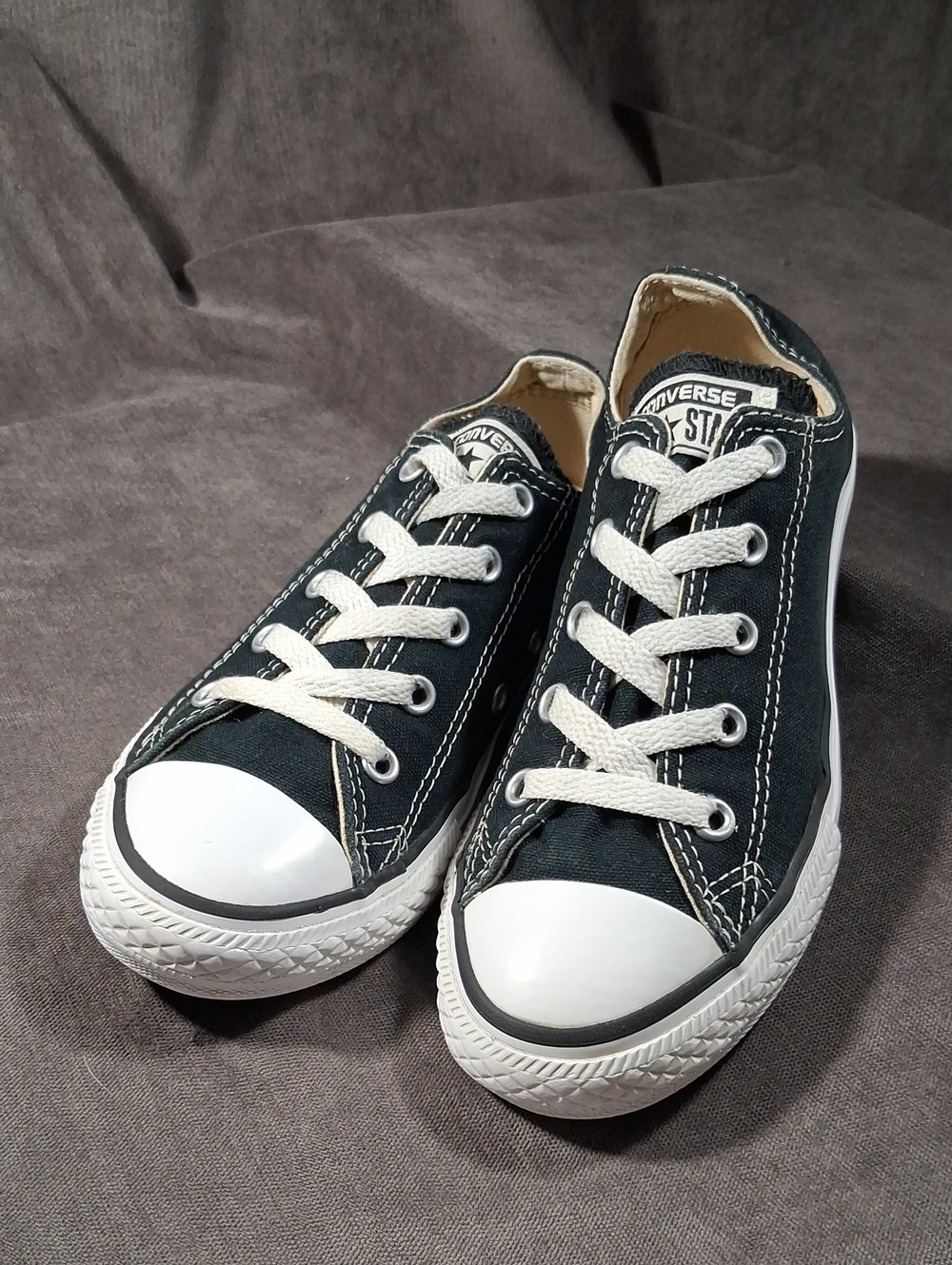 Converse Chuck Taylor All Star Classic Black Ox Low Lace Up Sneakers G- US 2